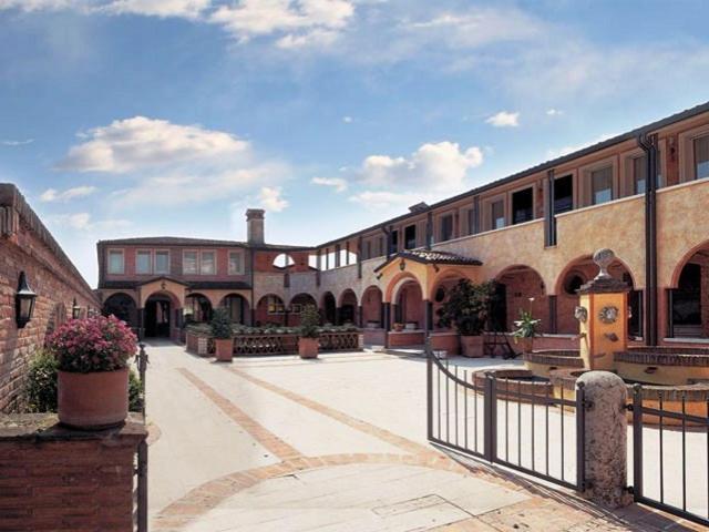 Hotel Il Chiostro Oppeano Exterior foto