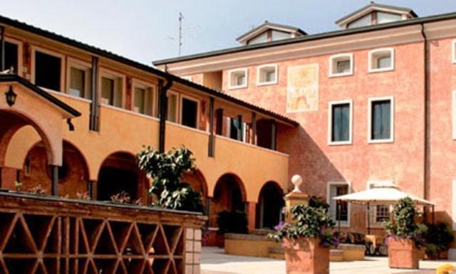 Hotel Il Chiostro Oppeano Exterior foto